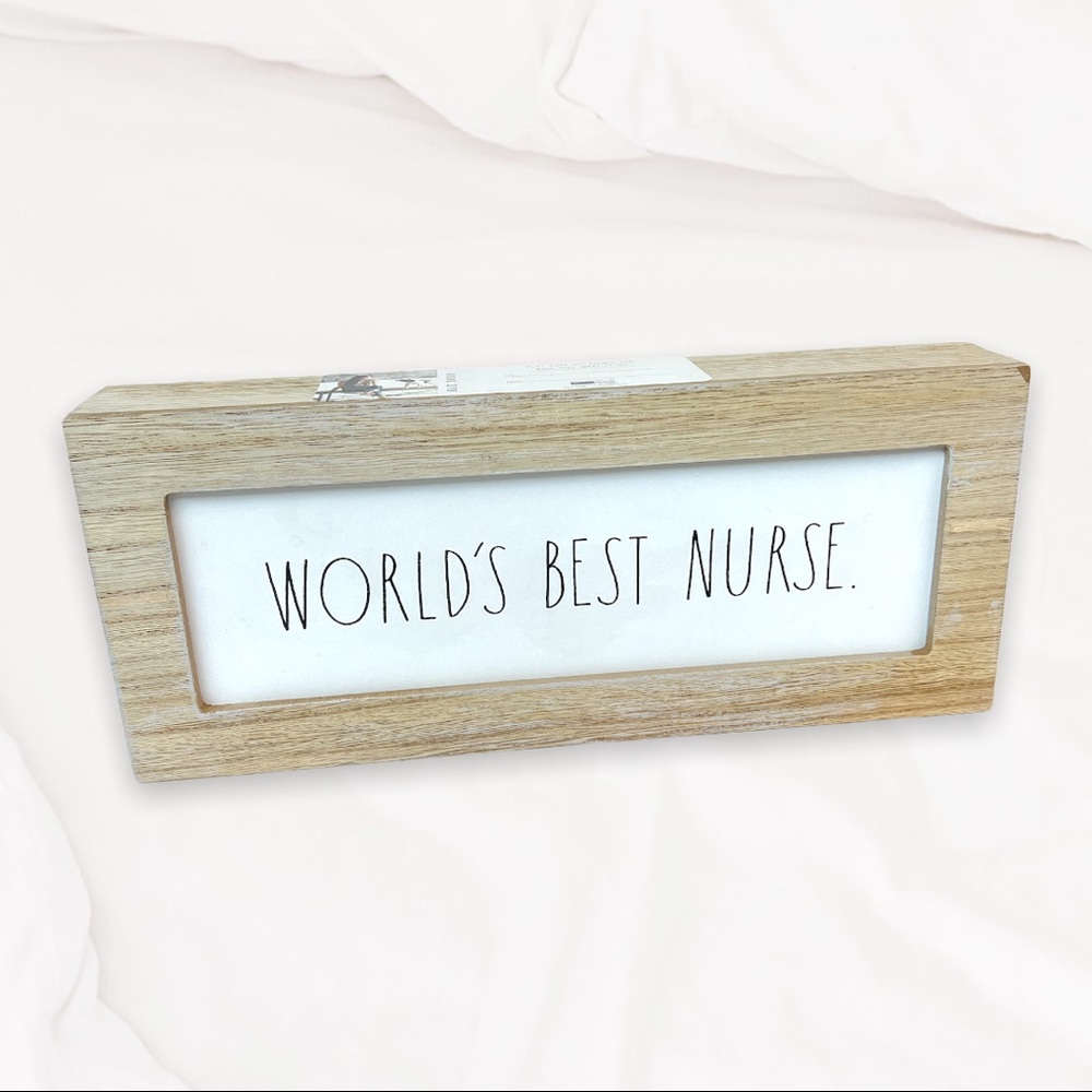 NWT Rae Dunn WORLD'S BEST NURSE
Wooden Sign